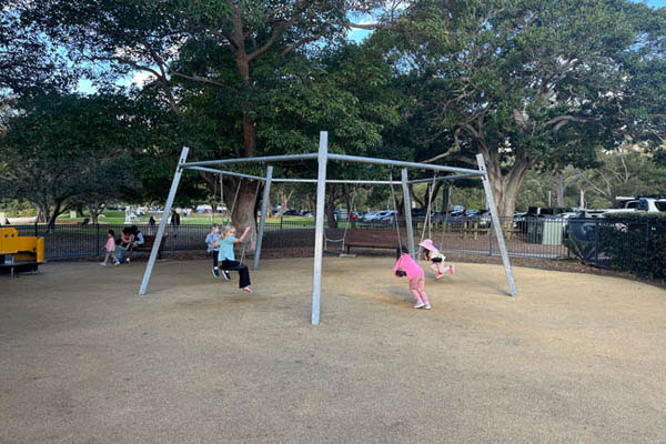 Balmoral Beach Playground swing nest