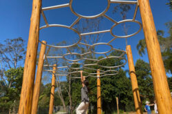 Warrina Playground bars 250x165