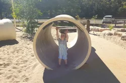 bobbin head playground tunnel 250x165